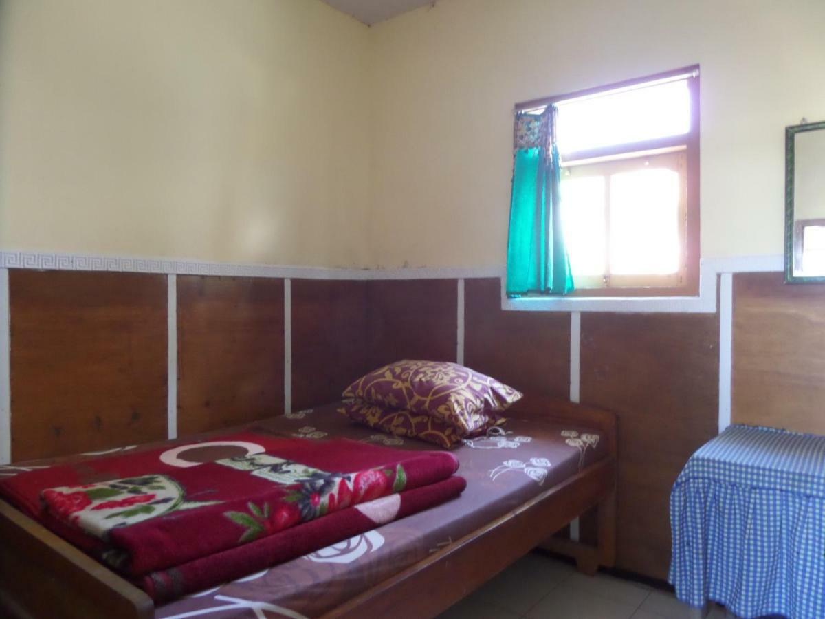 Yog Bromo Homestay Buitenkant foto