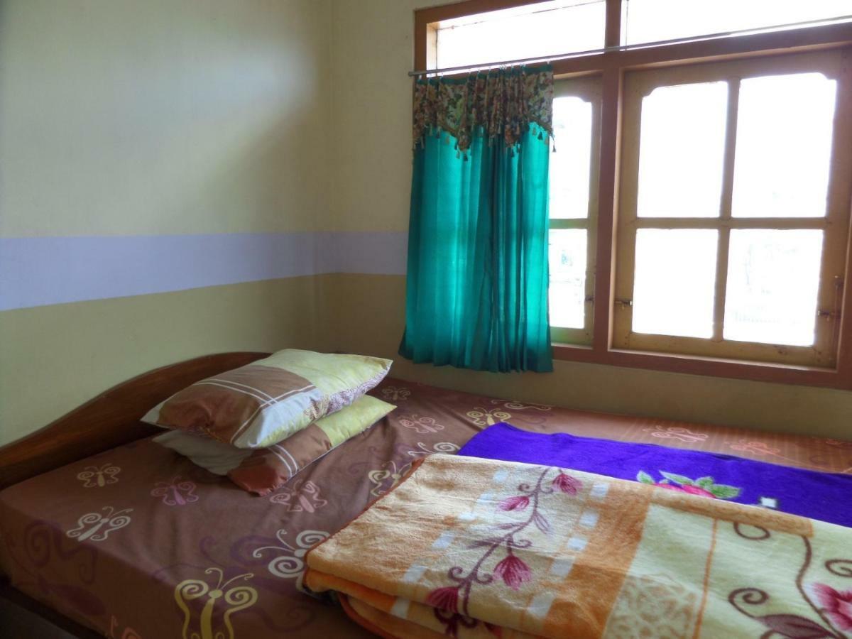 Yog Bromo Homestay Buitenkant foto